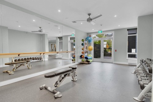 202-13929 105 Boulevard, Surrey, BC 