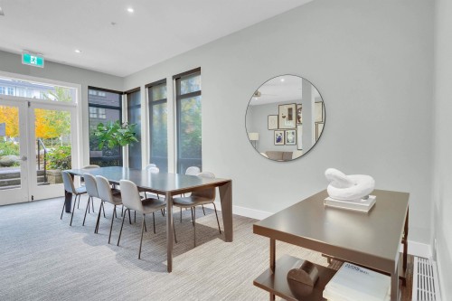 202-13929 105 Boulevard, Surrey, BC 