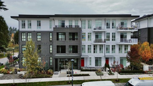 202-13929 105 Boulevard, Surrey, BC 