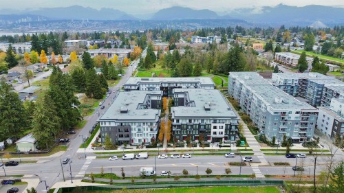 202-13929 105 Boulevard, Surrey, BC 