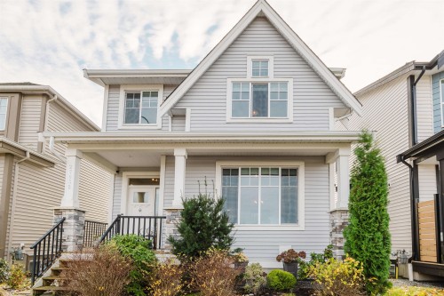 27032 35b Avenue  Langley, BC V4W 0C3