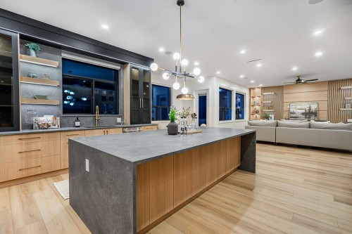 16838 106 Avenue, Surrey, BC 