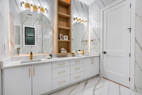 16838 106 Avenue, Surrey, BC 