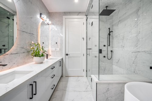 16838 106 Avenue, Surrey, BC 