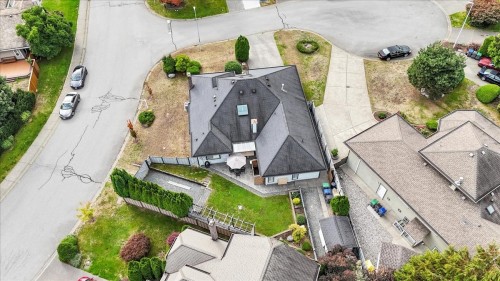 10552 Woodglen Close, Surrey, BC 