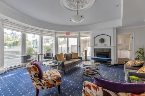 213-1575 Best Street, White Rock, BC 