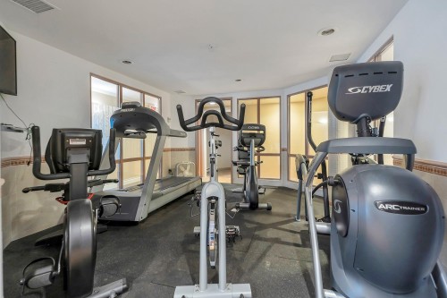 213-1575 Best Street, White Rock, BC 