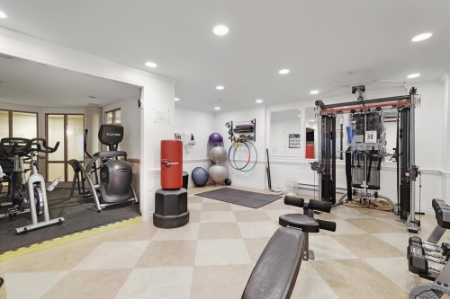 213-1575 Best Street, White Rock, BC 