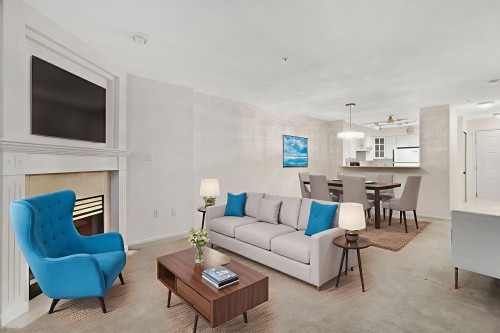 213-1575 Best Street, White Rock, BC 