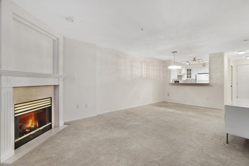 213-1575 Best Street, White Rock, BC 