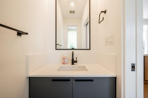 7-10527 155 Street, Surrey, BC 