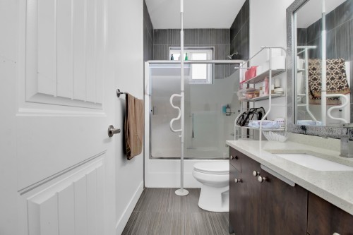 3492 Hazelwood Place, Abbotsford, BC 