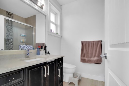 3492 Hazelwood Place, Abbotsford, BC 