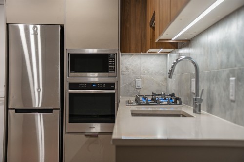 206-13359 Old Yale Road, Surrey, BC 