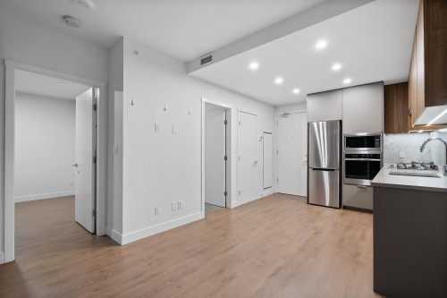 206-13359 Old Yale Road, Surrey, BC 