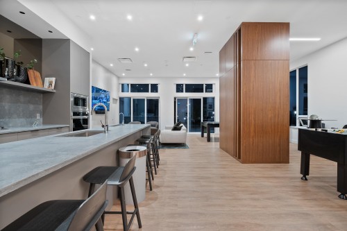 206-13359 Old Yale Road, Surrey, BC 