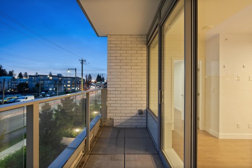 206-13359 Old Yale Road, Surrey, BC 