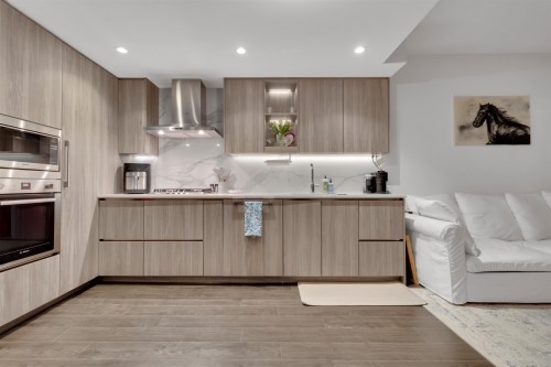 3701-9887 Whalley Boulevard, Surrey, BC 