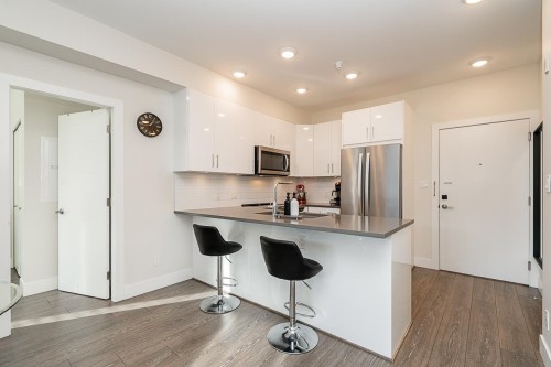 316-15351 101 Avenue, Surrey, BC 