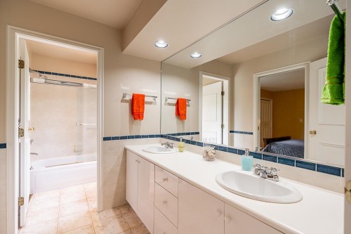 2995 141St Street, Surrey, BC 