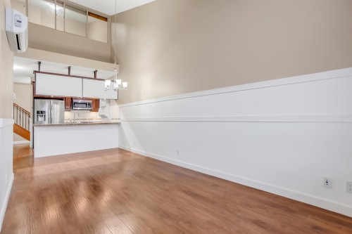 561-8258 207A Street, Langley, BC 