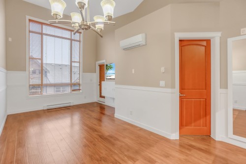 561-8258 207A Street, Langley, BC 