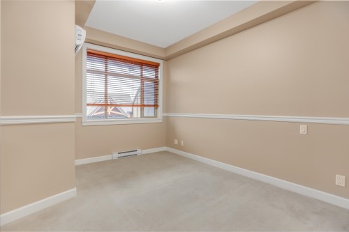 561-8258 207A Street, Langley, BC 