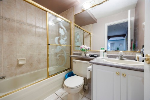 15210 82 Avenue, Surrey, BC 