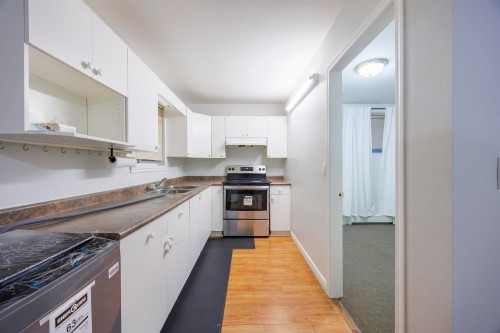 15210 82 Avenue, Surrey, BC 