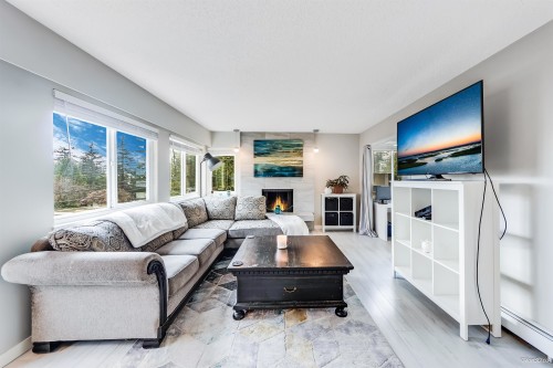 207-1381 Martin Street  White Rock, BC V4B 3W6