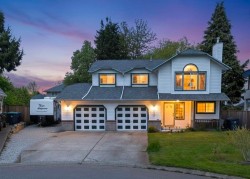 16059 93 Avenue  Surrey, BC V4N 3E3