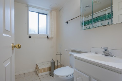 4820 200 Street, Langley, BC 