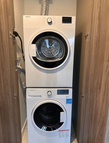 801-13778 100 Avenue, Surrey, BC 