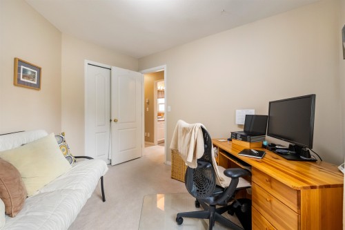 8470 166A Street, Surrey, BC 