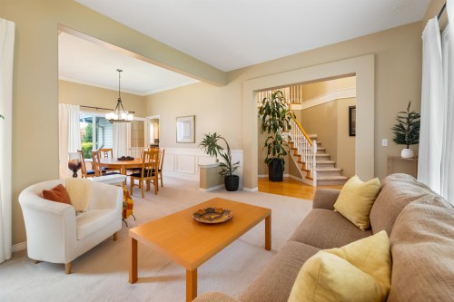 8470 166A Street, Surrey, BC 