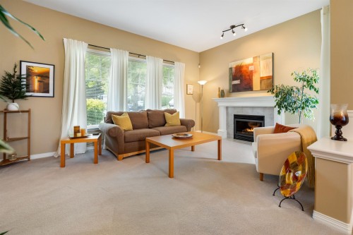 8470 166A Street, Surrey, BC 