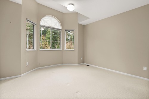 121-12044 Boundary Drive, Surrey, BC 