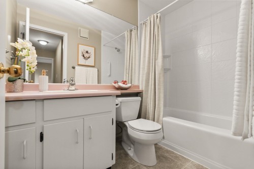 121-12044 Boundary Drive, Surrey, BC 