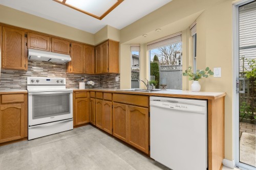 121-12044 Boundary Drive, Surrey, BC 