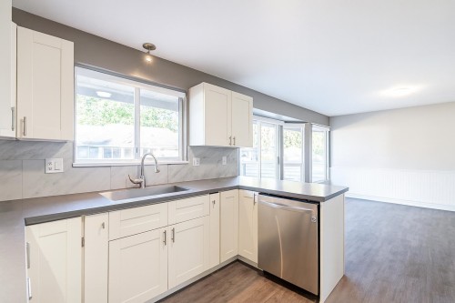 9947 151 Street, Surrey, BC 