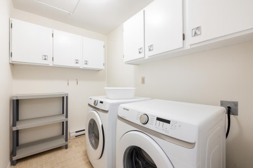 9947 151 Street, Surrey, BC 