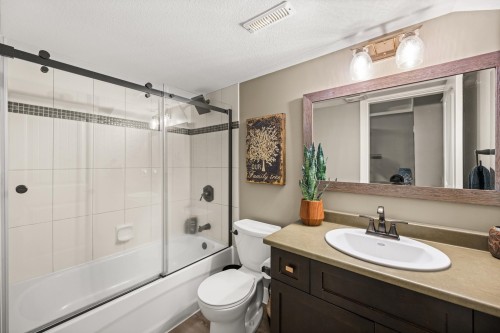 6087 163A Street, Surrey, BC 