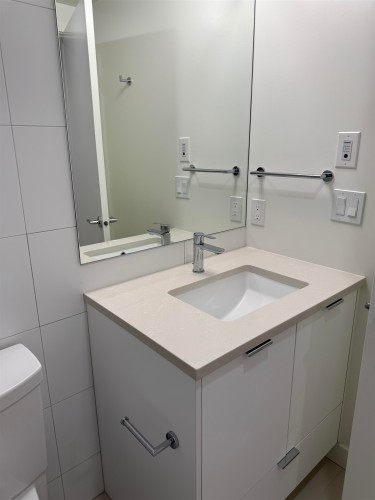 27**-13675 107A Avenue, Surrey, BC 