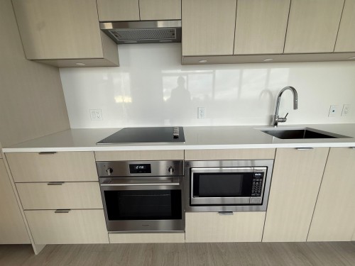 27**-13675 107A Avenue, Surrey, BC 