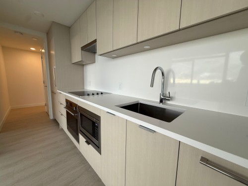 27**-13675 107A Avenue, Surrey, BC 