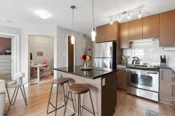 313-15745 Croydon Drive  Surrey, BC V3Z 2L5