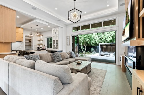 5673 Fairlight Crescent, Delta, BC 