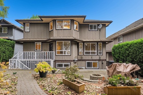 2966 147A Street, Surrey, BC 