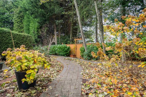 2966 147A Street, Surrey, BC 