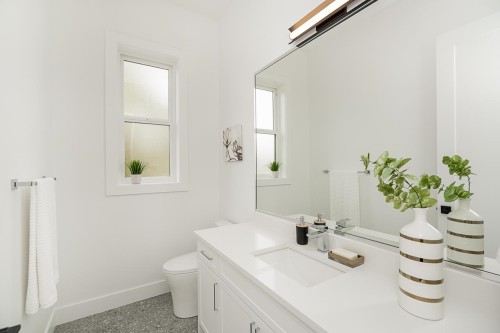 1938 167A Street, Surrey, BC 